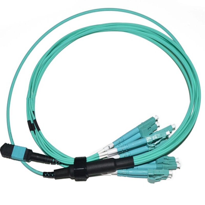 MPO patch cord MPO To LC 24 48 96 Core Multimode / Single Mode Breakout Fiber Optical Cable MPO To LC LSZH optical jumper detail 5